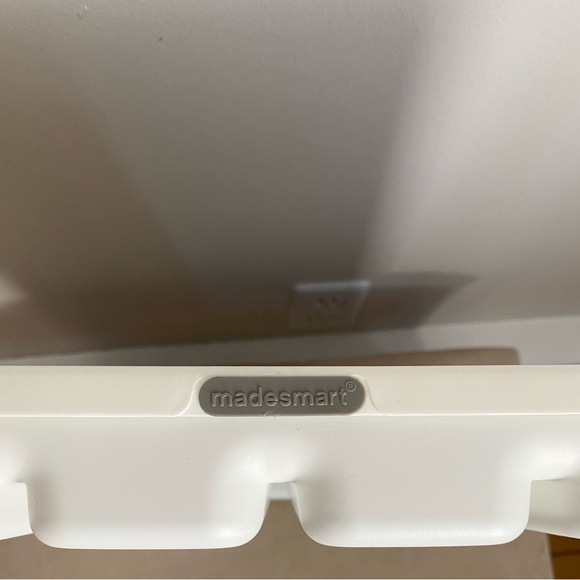 Silverware Organizer for Kitchen Drawers, 5 Compartments - Picture 4 of 5